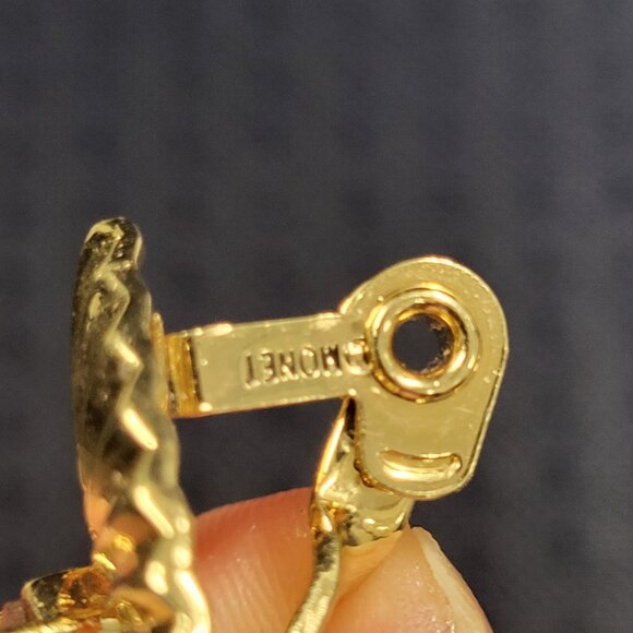 Monet vintage earrings! - Picture 5 of 8